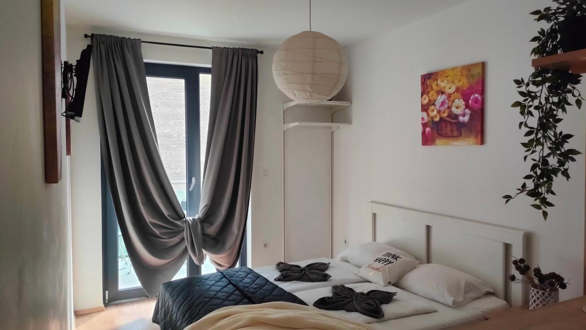 Super Cozy & Central Apartment Budapest Luaran gambar